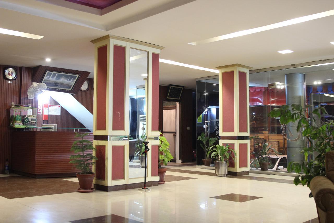 Tourist Inn Hotel Лахор Экстерьер фото